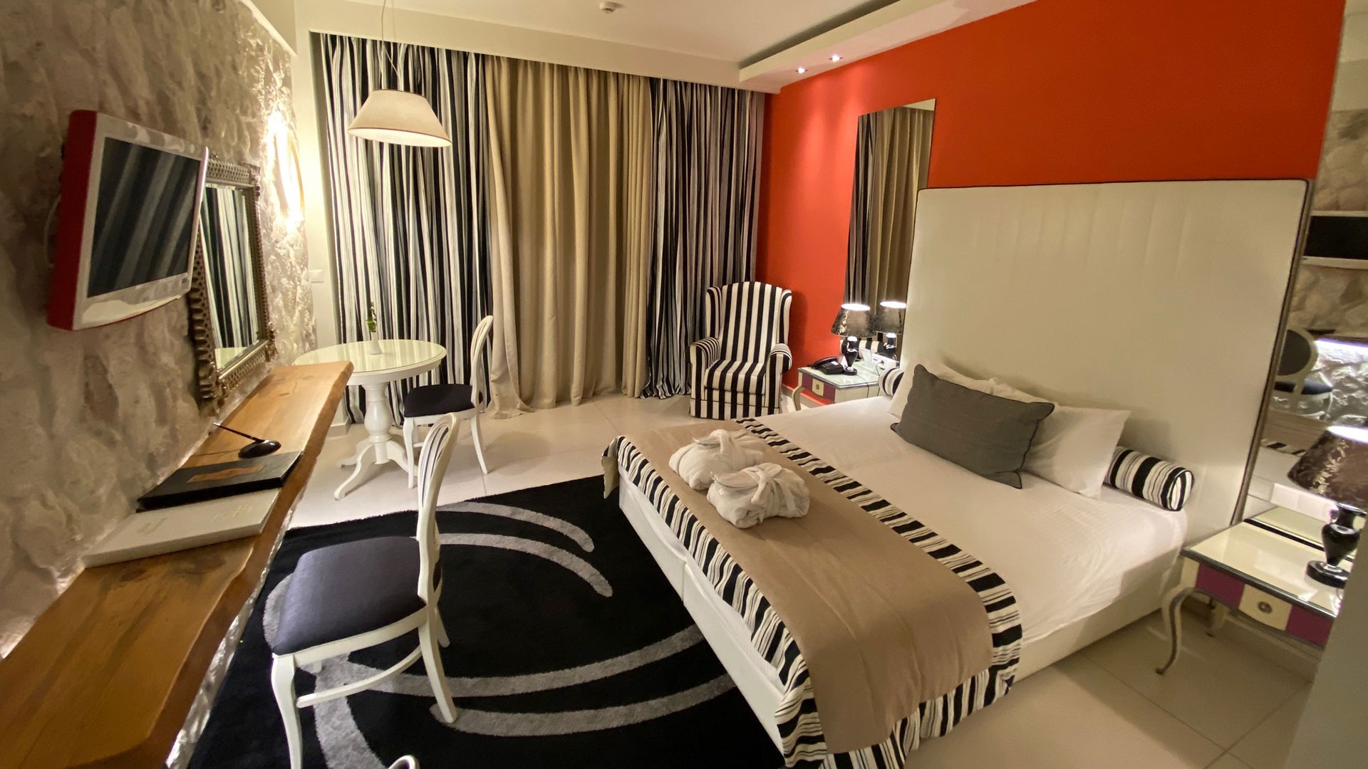 Superior Room with Mt Olympus View